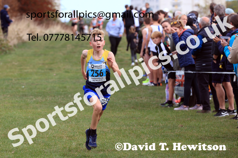 Boys and Girls under-13s, 2025 Farringdon Cross Country Relays, Sunderland. Photo: David T. Hewitson/Sports for All Pics